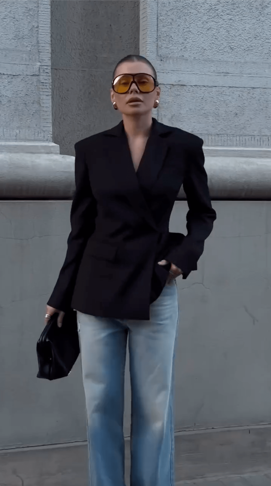 Maisy Open Back Blazer